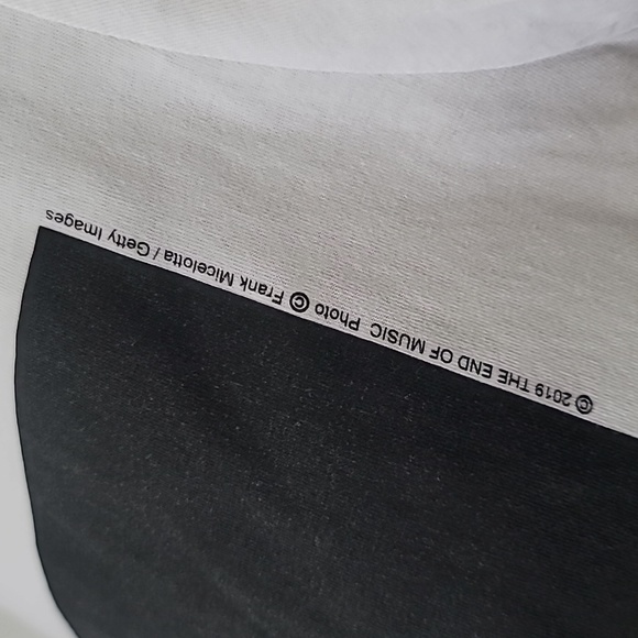 Curt Cobain Y2K White Unisex Casual Minimalist Transitional Short Sleeve T-shirt - Picture 9 of 12